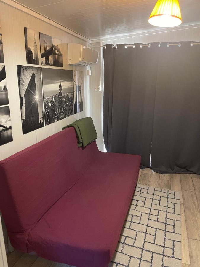 Cozy Studio In Town Center Limassol Exteriör bild